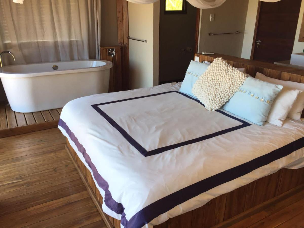 Eclectic Beach Retreat Cabo Nhamua Ngoại thất bức ảnh