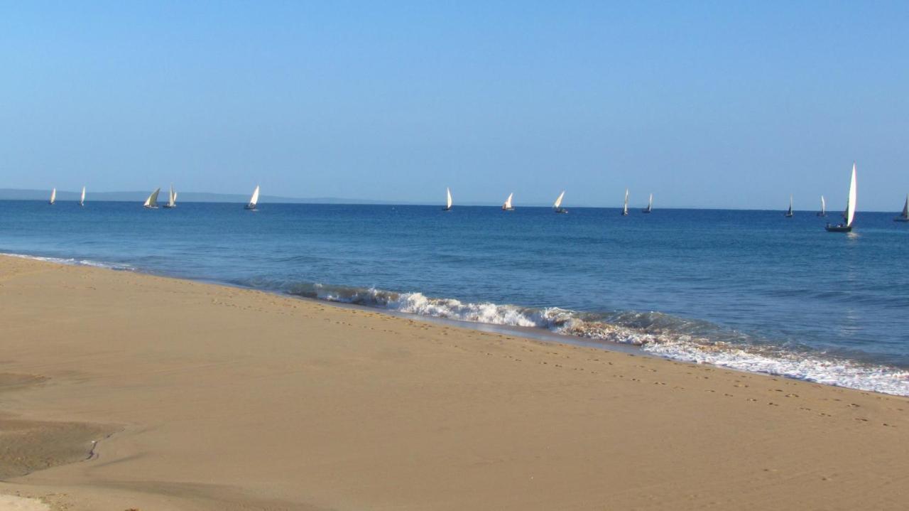 Eclectic Beach Retreat Cabo Nhamua Ngoại thất bức ảnh