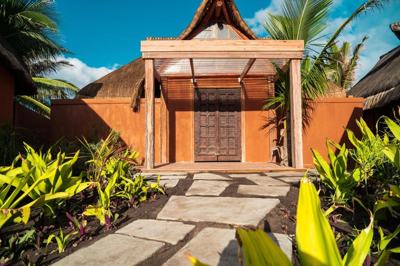 Eclectic Beach Retreat Cabo Nhamua Ngoại thất bức ảnh