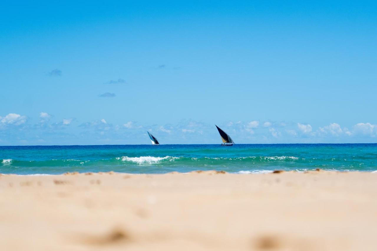 Eclectic Beach Retreat Cabo Nhamua Ngoại thất bức ảnh