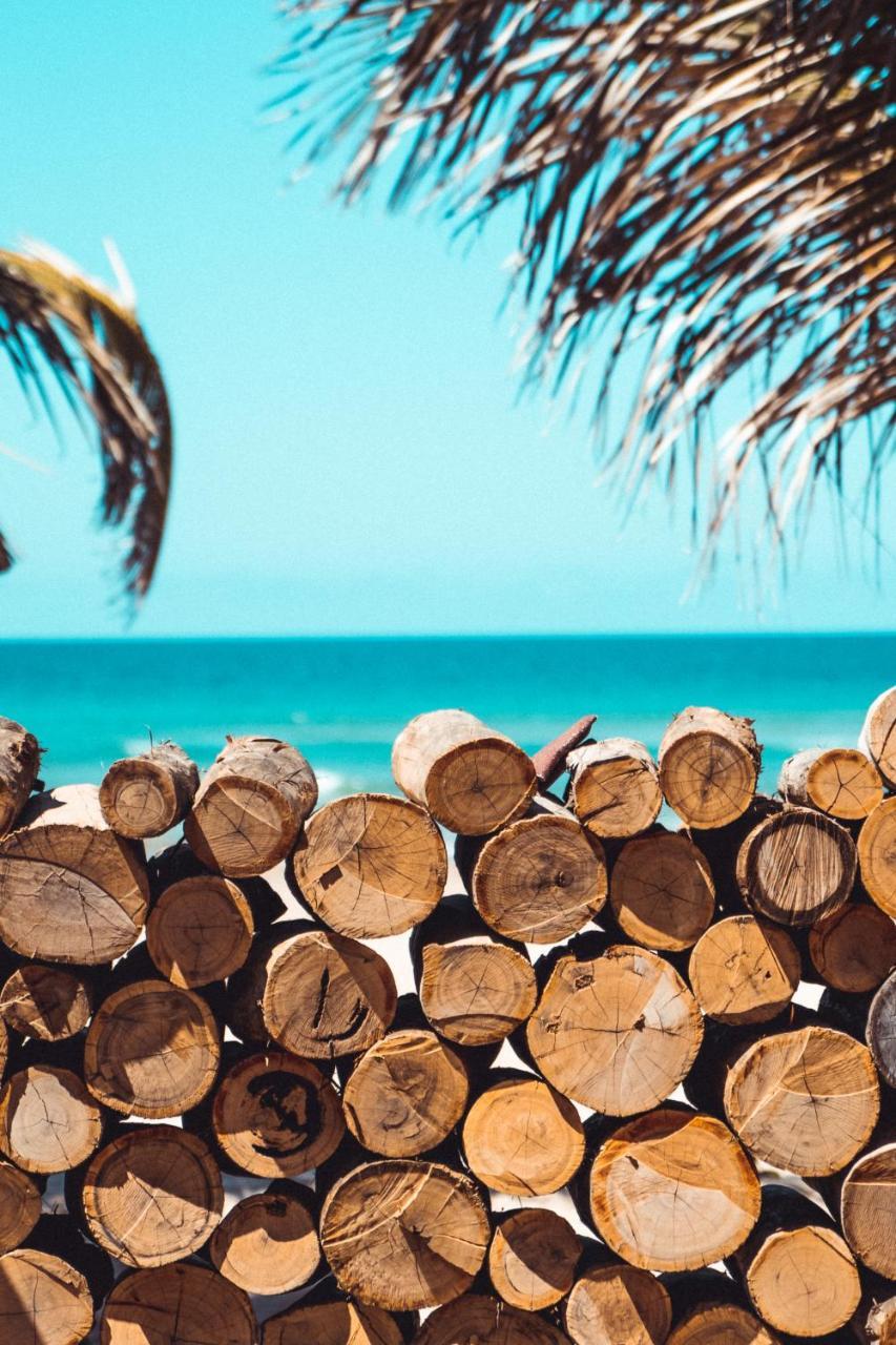 Eclectic Beach Retreat Cabo Nhamua Ngoại thất bức ảnh